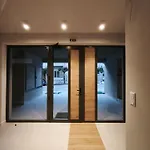 דירה Leaf With Private Parking *