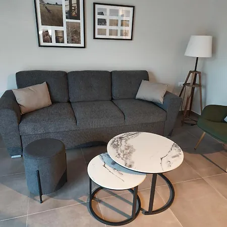 Leaf With Private Parking Apartamento Volos