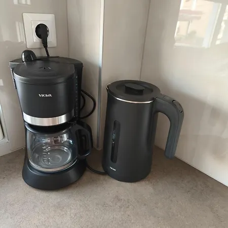 Leaf With Private Parking Διαμέρισμα