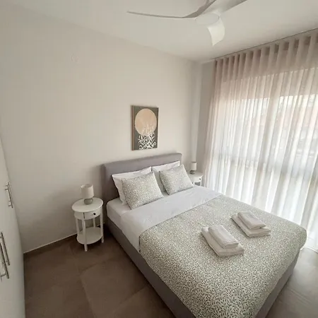 Leaf With Private Parking Apartamento