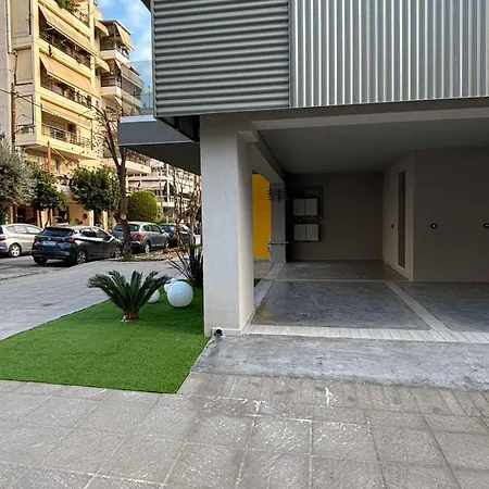 Leaf With Private Parking * Volos