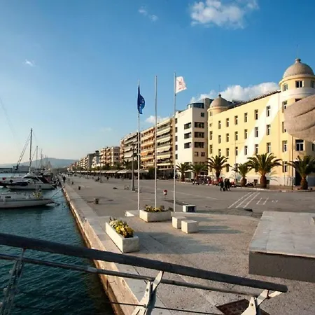 Leaf With Private Parking