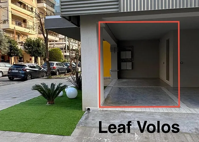 Apartment Leaf With Private Parking
