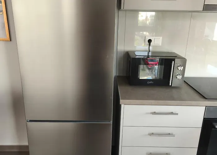 Leaf With Private Parking * Volos