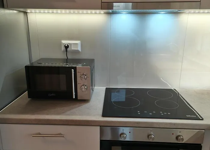 Leaf With Private Parking