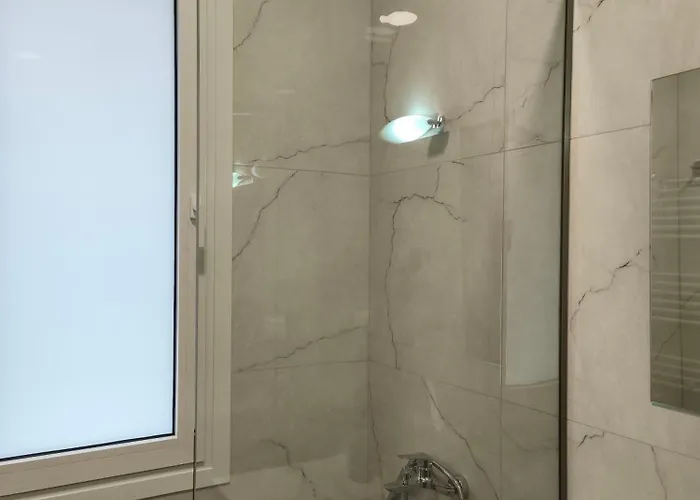 Apartment Leaf With Private Parking